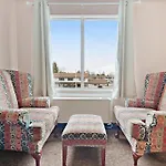 Niagara Lodge & Suites