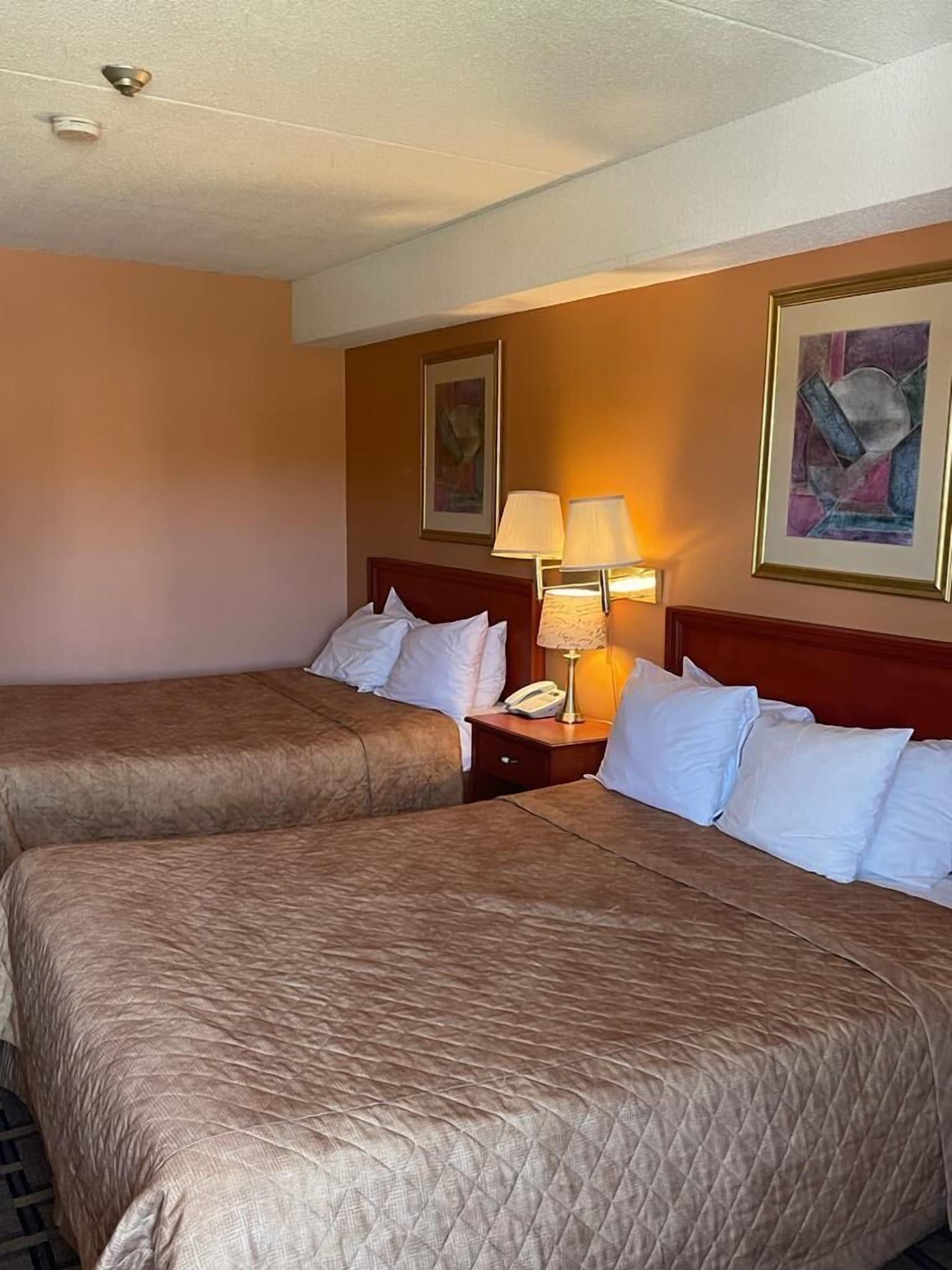 & Hotel