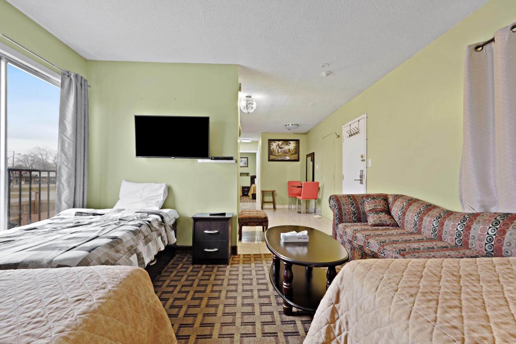 Hotel & 2*
