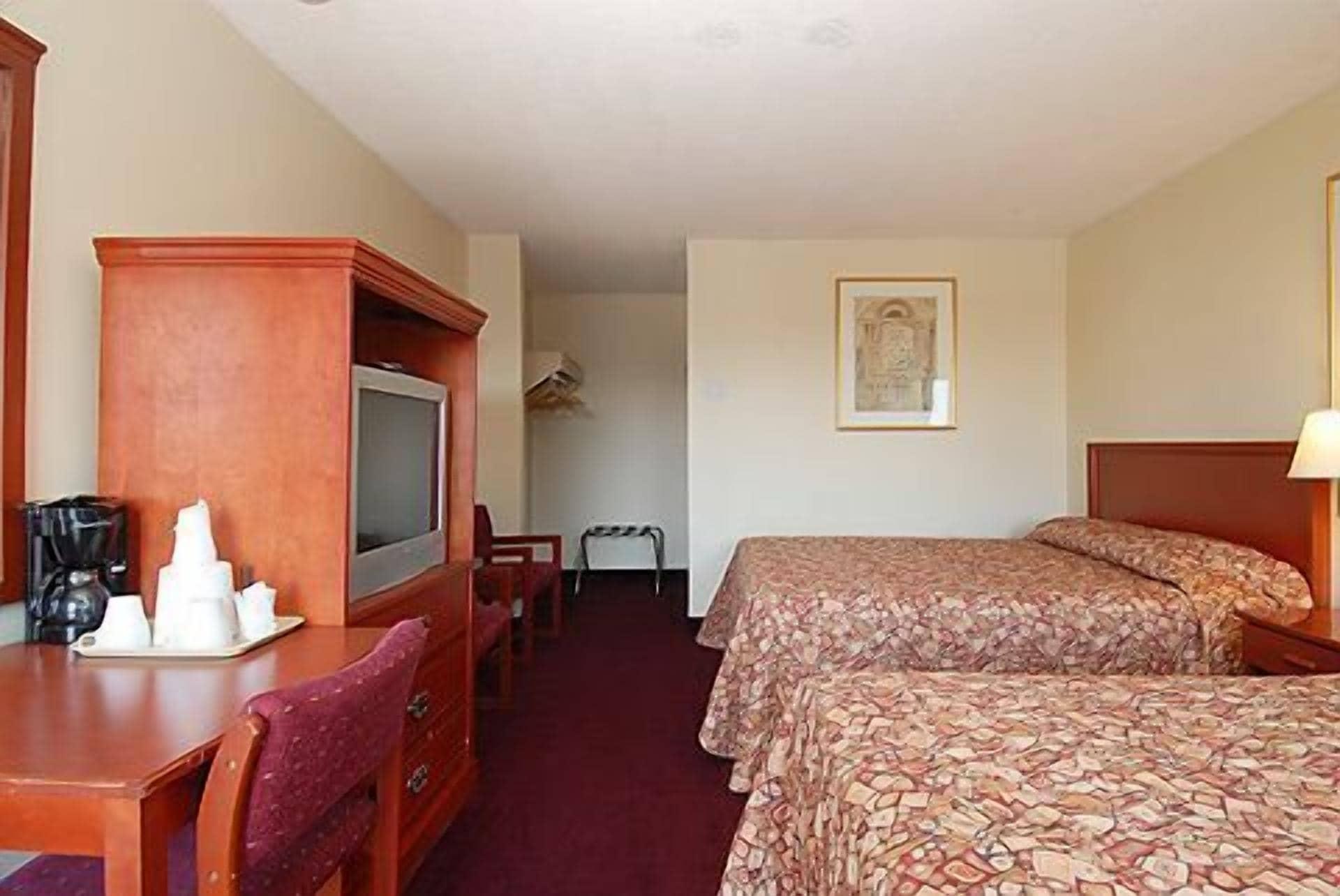 Hotel & 2*